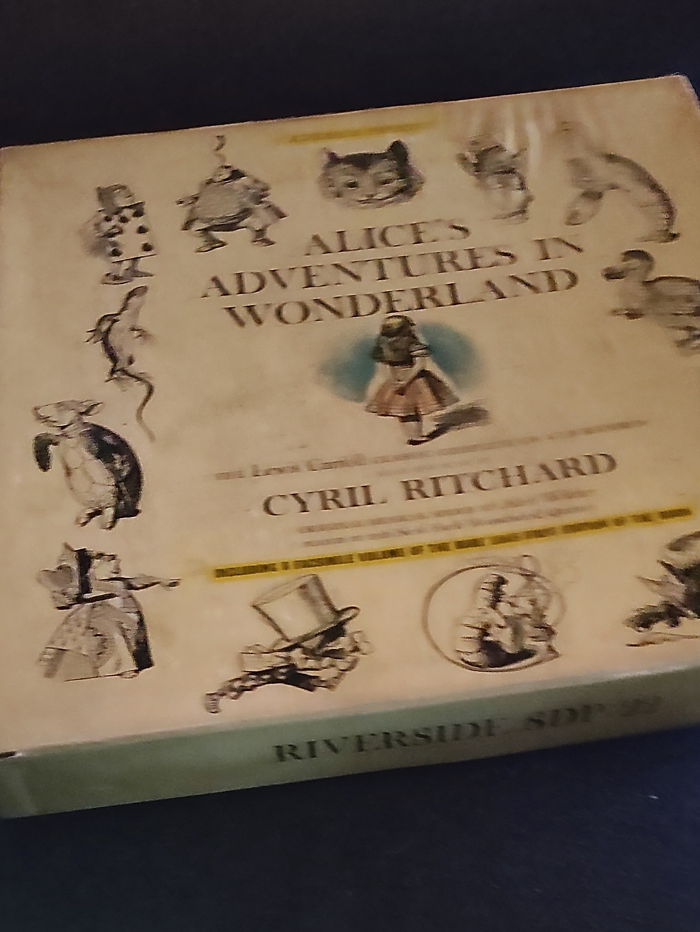 Alice's Adventures in Wonderland by Cyril Ritchard - Cream Cover